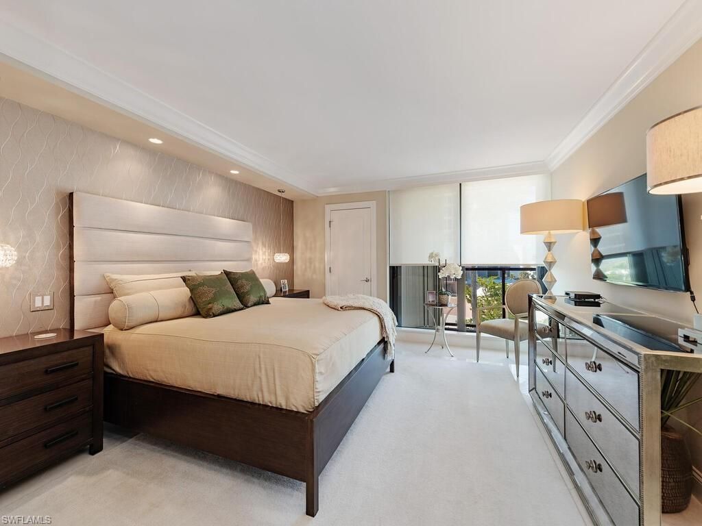 4901 Gulf Shore Blvd N, Unit 502, Naples, FL 34103 Photo