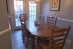 4494 Girvan Dr. photo 4