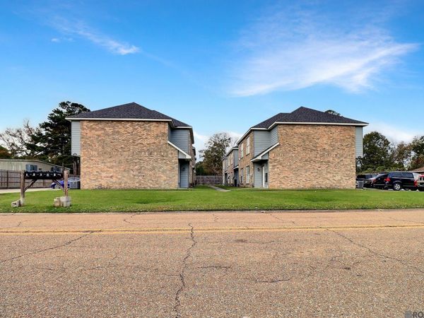 678 Gloria Dr, Baton Rouge, LA 70819
