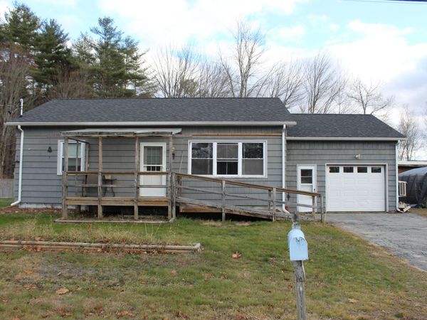 7 Alexander Street, Lisbon, ME 04250