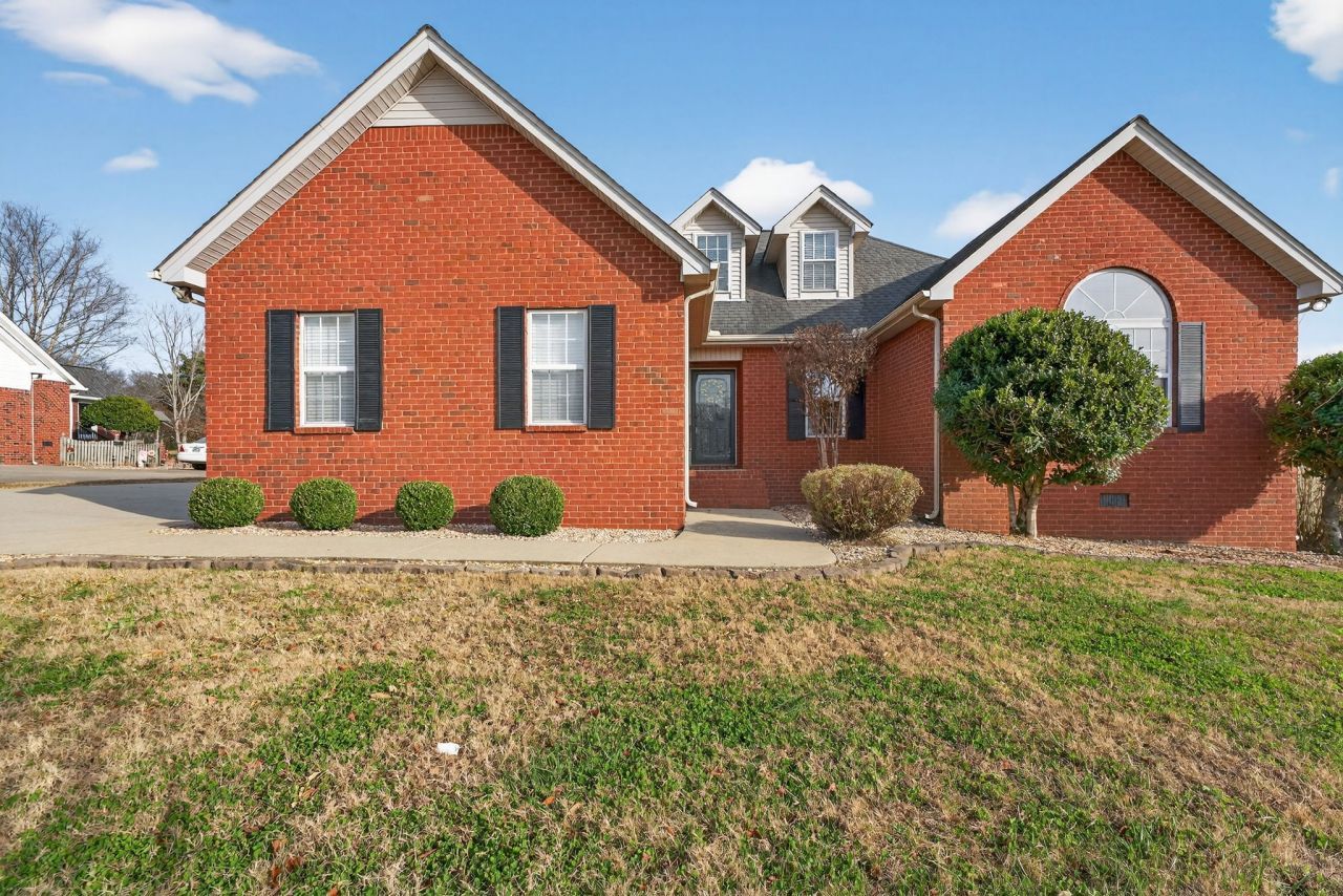109 Choir Ct, Murfreesboro, TN 37129 Main Photo