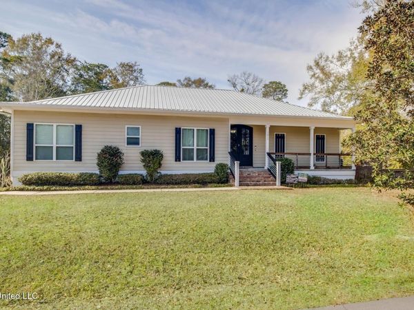 5015 Courthouse Road, Gulfport, MS 39507