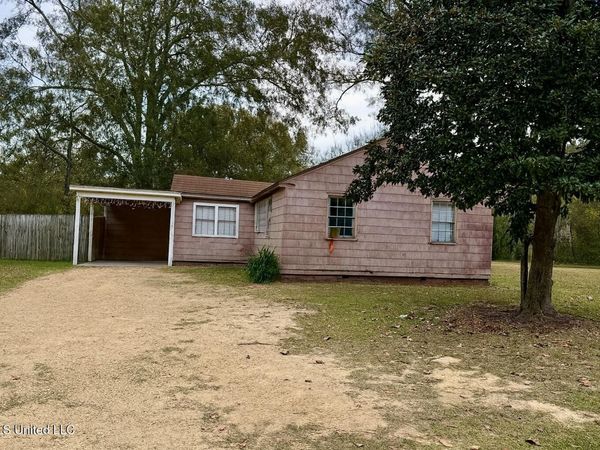 201 Rogers Circle, Brookhaven, MS 39601