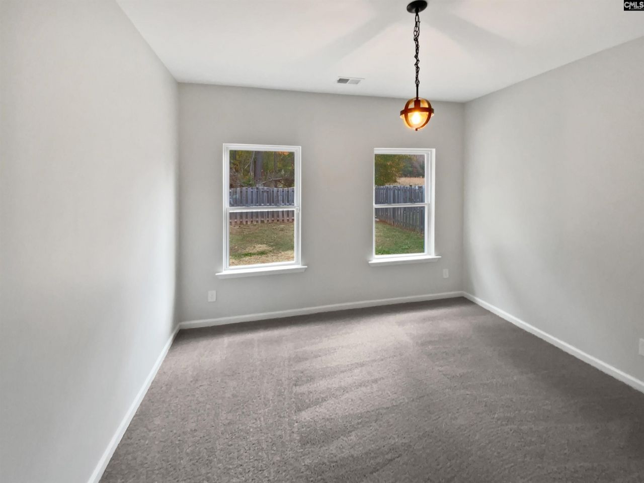 318 Carson Court Photo 13