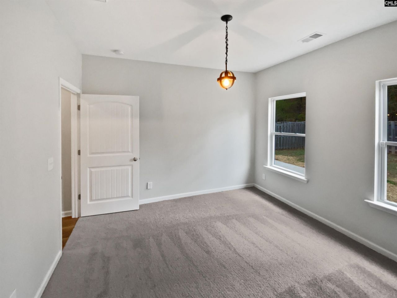 318 Carson Court Photo 14