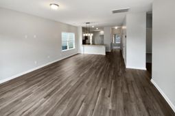 318 Carson Court photo 4