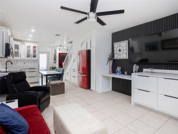 437 SW 3rd St, Unit 2, Miami, FL 33130