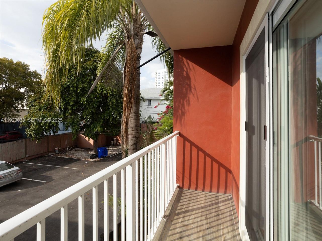 437 SW 3rd St, Unit 2, Miami, FL 33130 Photo