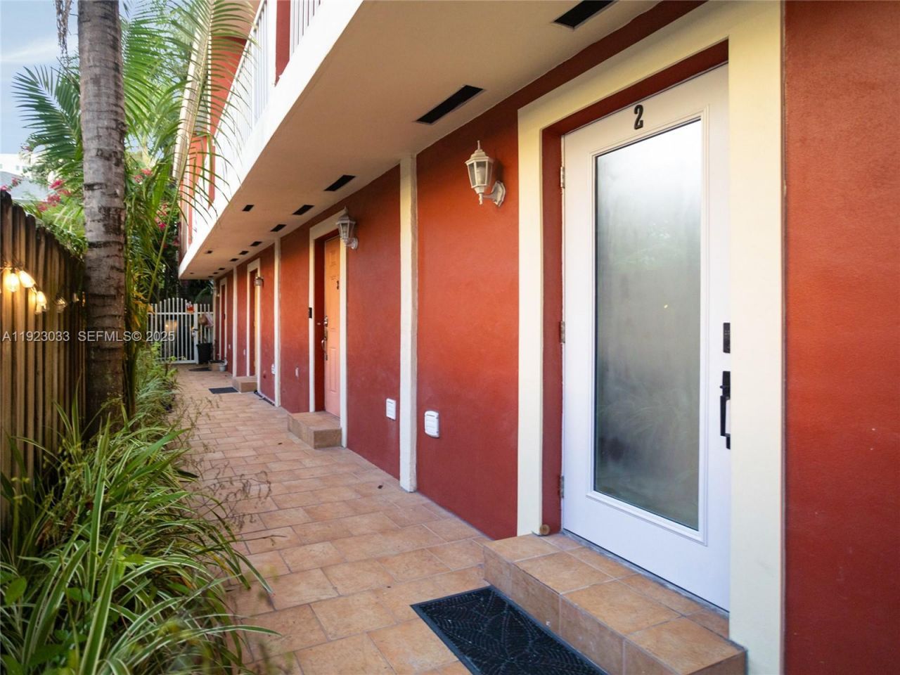 437 SW 3rd St, Unit 2, Miami, FL 33130 Photo