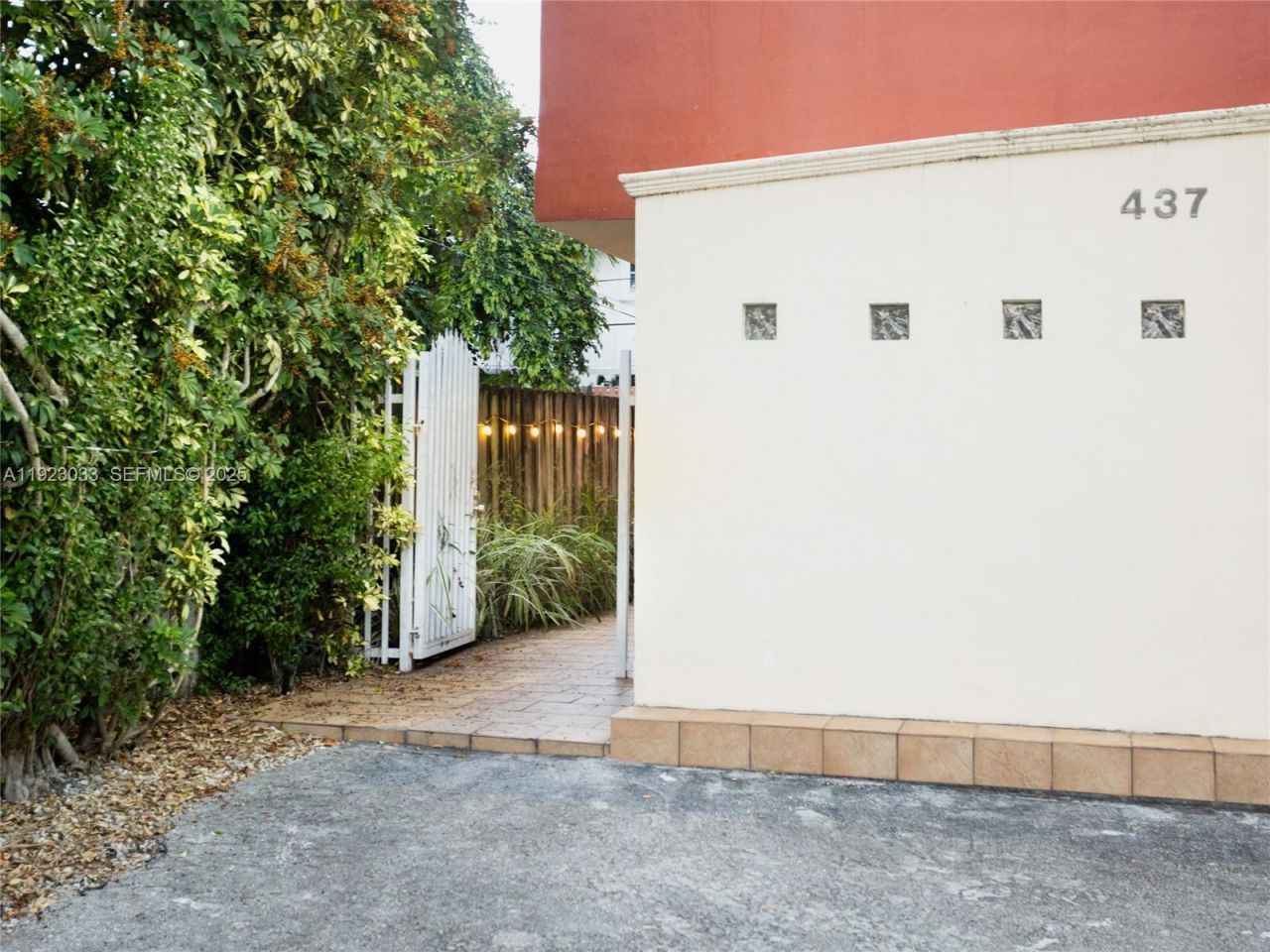 437 SW 3rd St, Unit 2, Miami, FL 33130 Photo