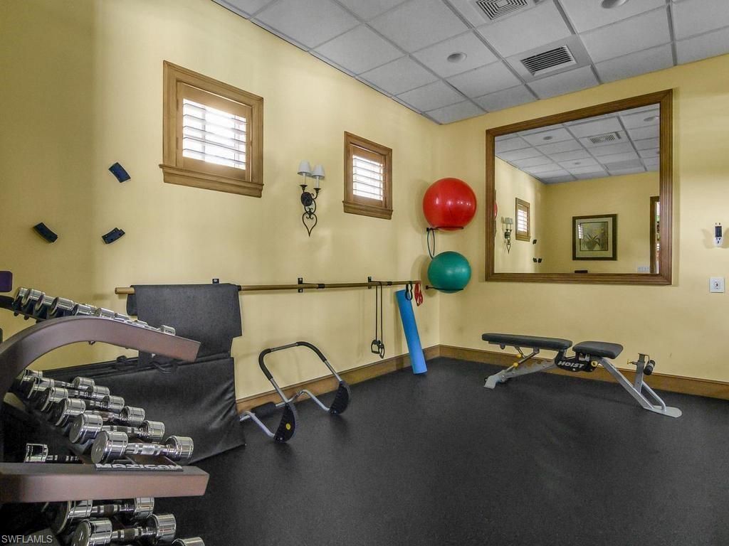 455 Cove Tower Dr, Unit PH 1802, Naples, FL 34110 Photo