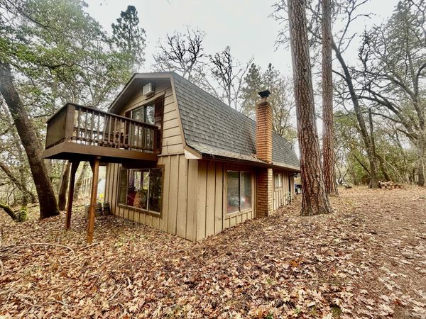 1450 Summit Loop, Grants Pass, OR 97527