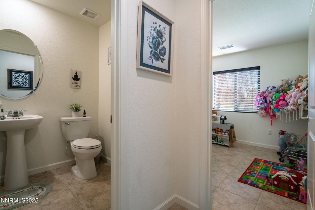 909 Convair Court, Reno, NV 89506 Photo