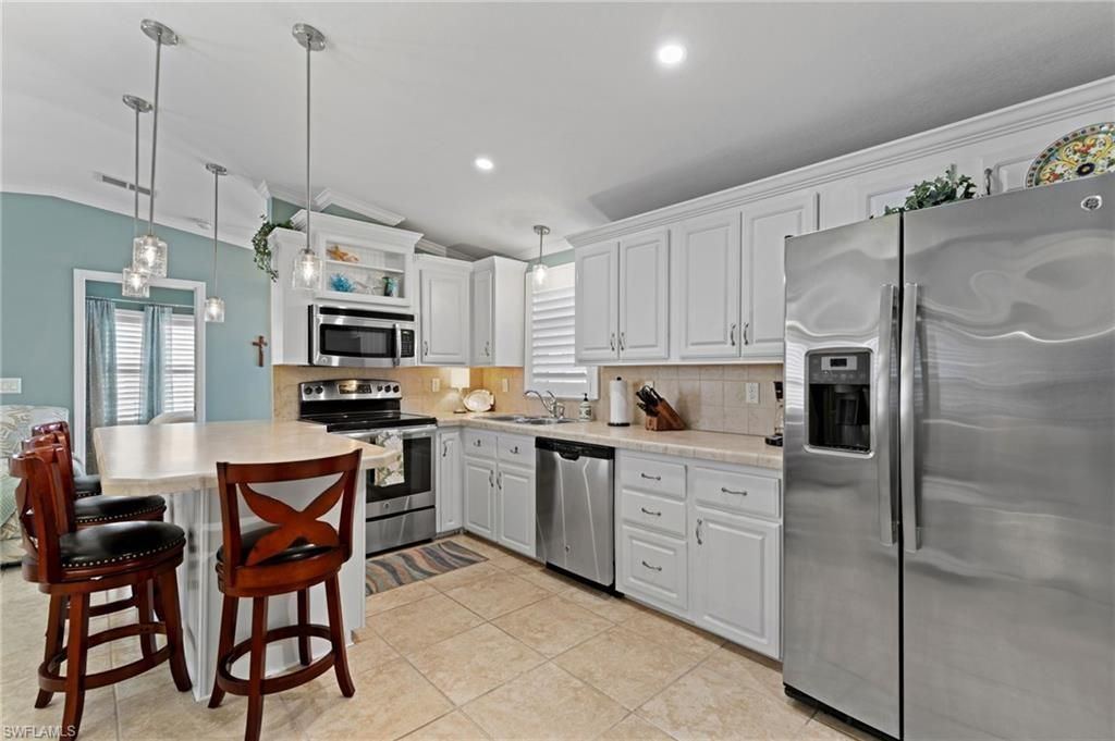 8528 Pepperwood Dr, Estero, FL 33928 Photo