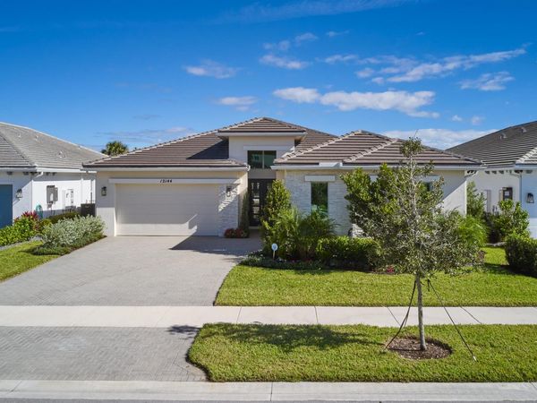 12144 Waterstone Circle, Palm Beach Gardens, FL 33412