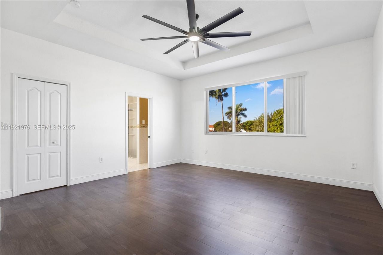 2424 SW 152nd Path, Miami, FL 33185 Photo