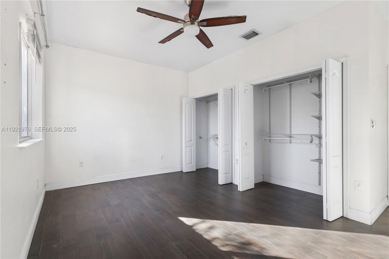 2424 SW 152nd Path, Miami, FL 33185 Photo