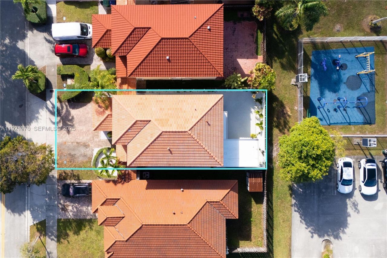 2424 SW 152nd Path, Miami, FL 33185 Photo