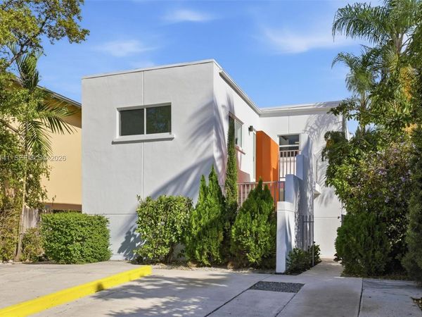 1045 SW 25th Ave, Miami, FL 33135