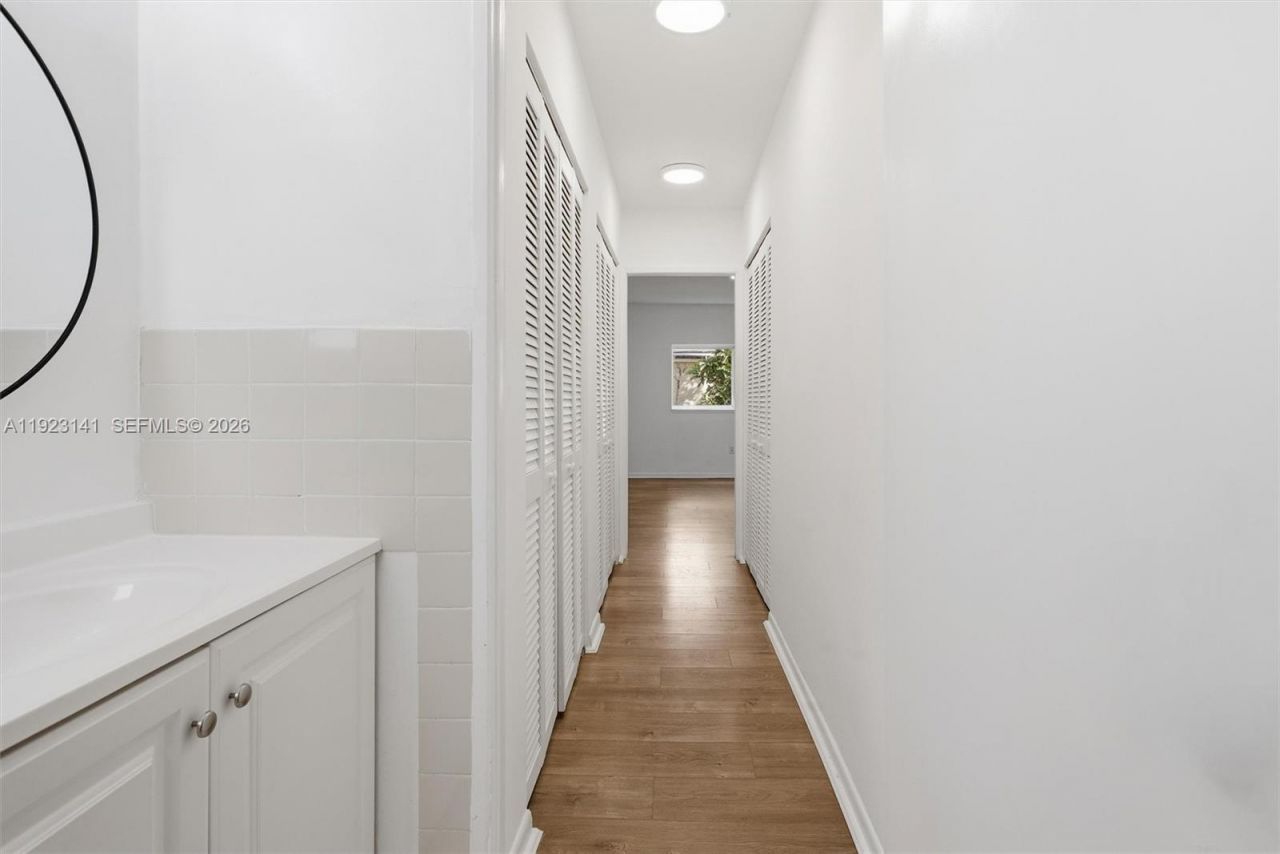 1045 SW 25th Ave, Miami, FL 33135 Photo