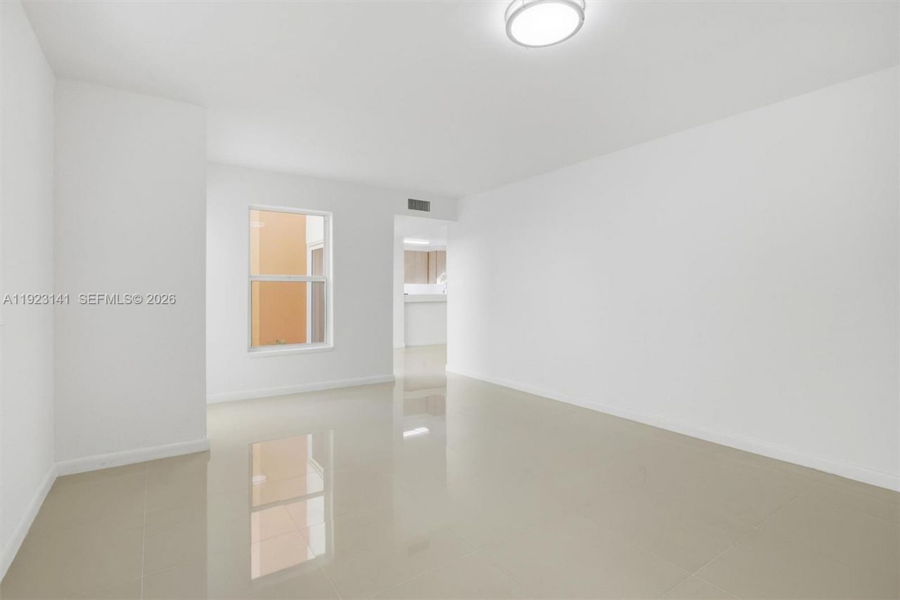 1045 SW 25th Ave, Miami, FL 33135 Photo