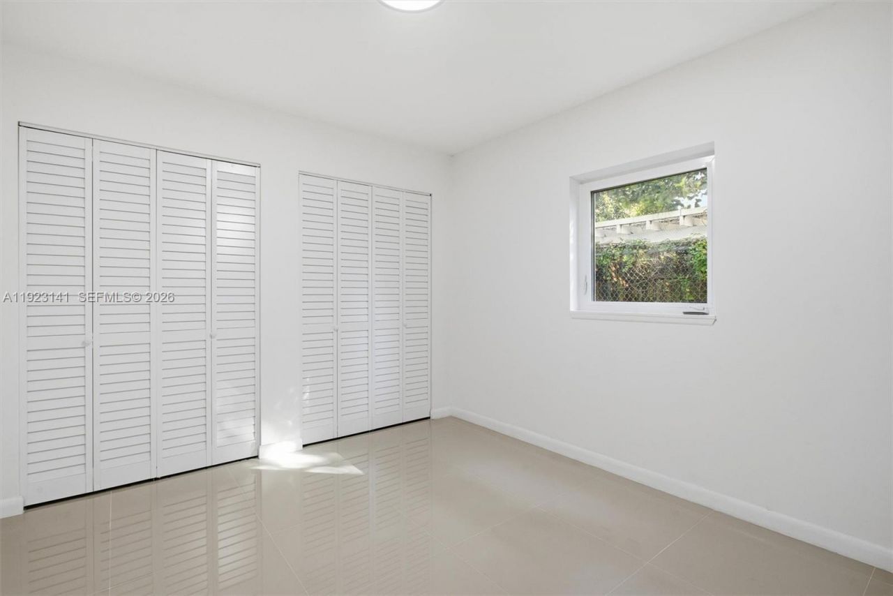 1045 SW 25th Ave, Miami, FL 33135 Photo