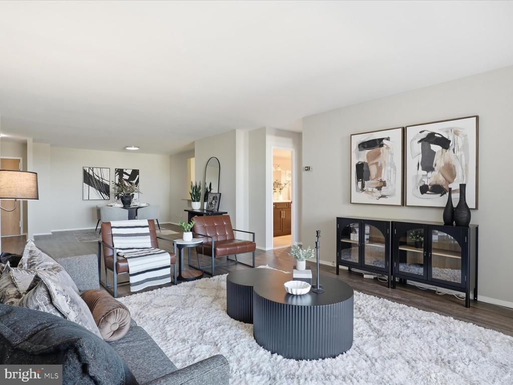 1800 Old Meadow Road, Unit 1017, McLean, VA 22102 Main Photo