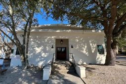 720 Magnolia Road photo 4