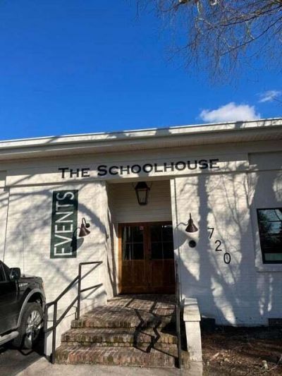 720 Magnolia Road Photo 6