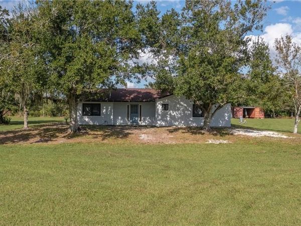 64 Clarice CT, VENUS, FL 33960