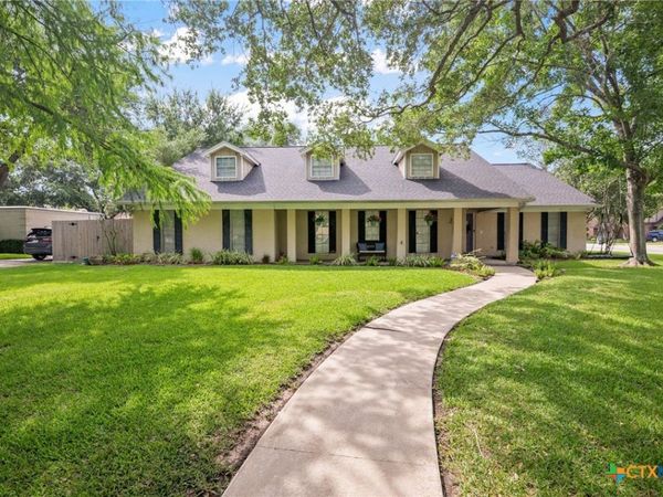 407 Pasadena Drive, Victoria, TX 77904
