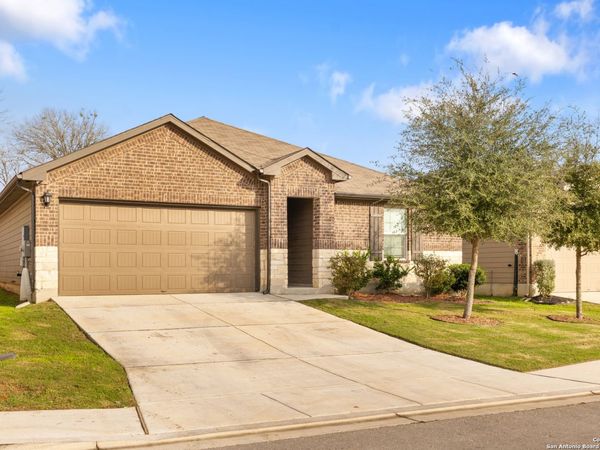 837 MARGAY LOOP, Seguin, TX 78155