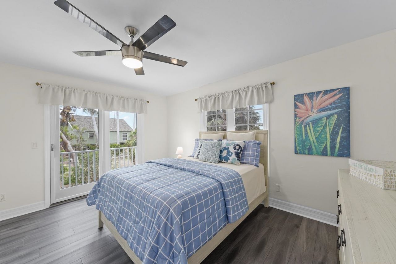 2596 Roosevelt Pl, Sanibel, FL 33957 Photo