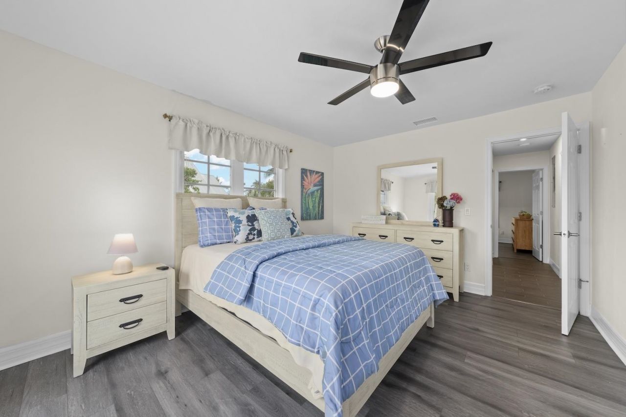 2596 Roosevelt Pl, Sanibel, FL 33957 Photo