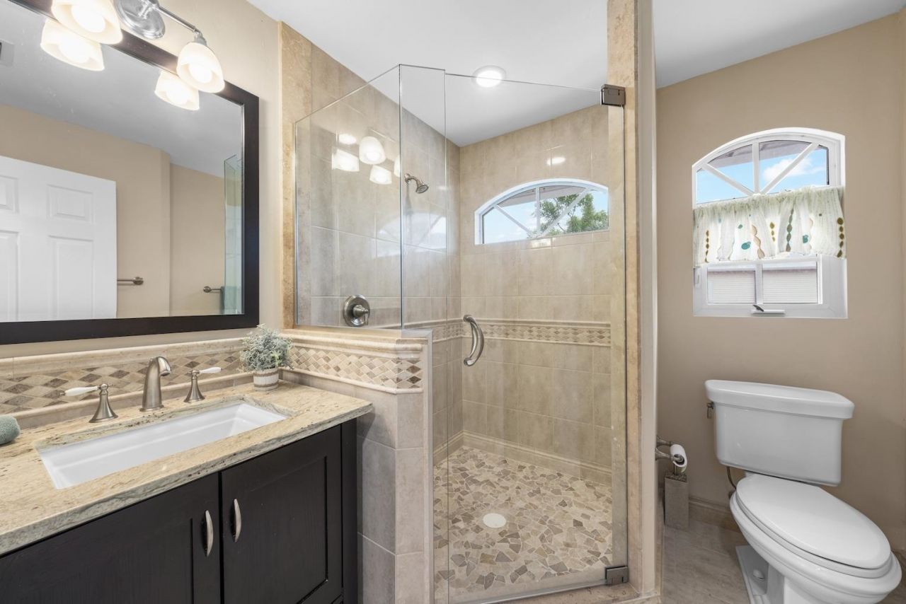 2596 Roosevelt Pl, Sanibel, FL 33957 Photo