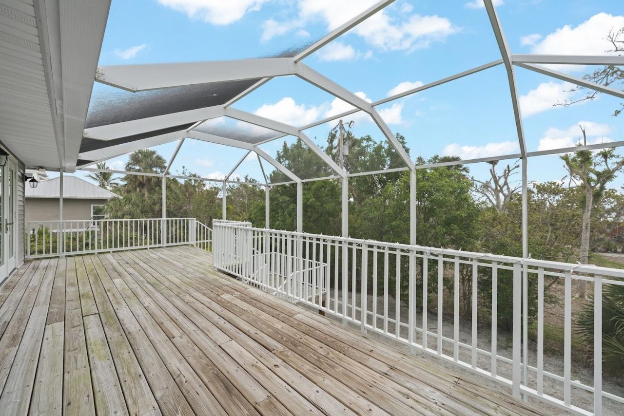 2596 Roosevelt Pl, Sanibel, FL 33957 Photo