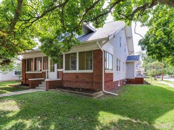 106 W Boundary Street, Stanford, IL 61774