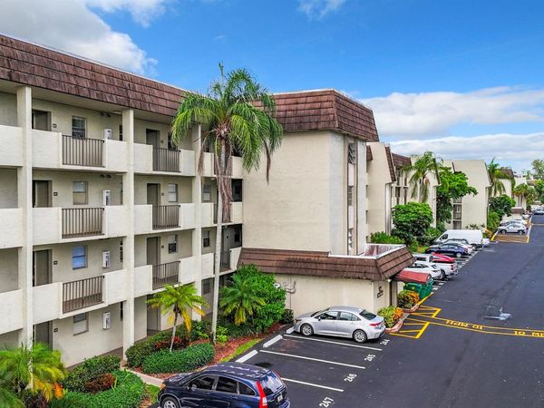 6080 NW 44th Street, Unit 408, Lauderhill, FL 33319