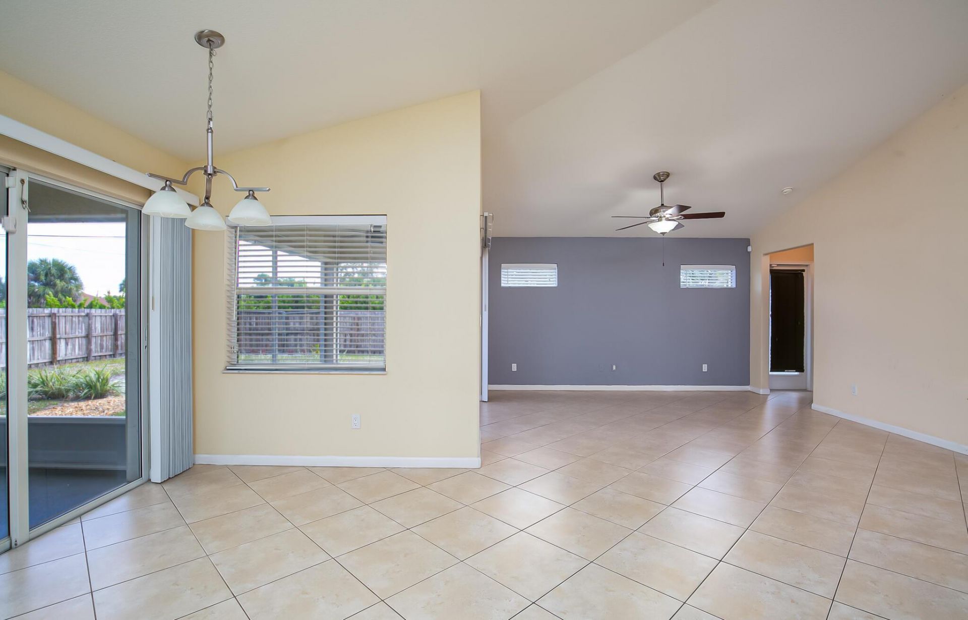 555 SE Nome Drive, Port Saint Lucie, FL 34984 Photo