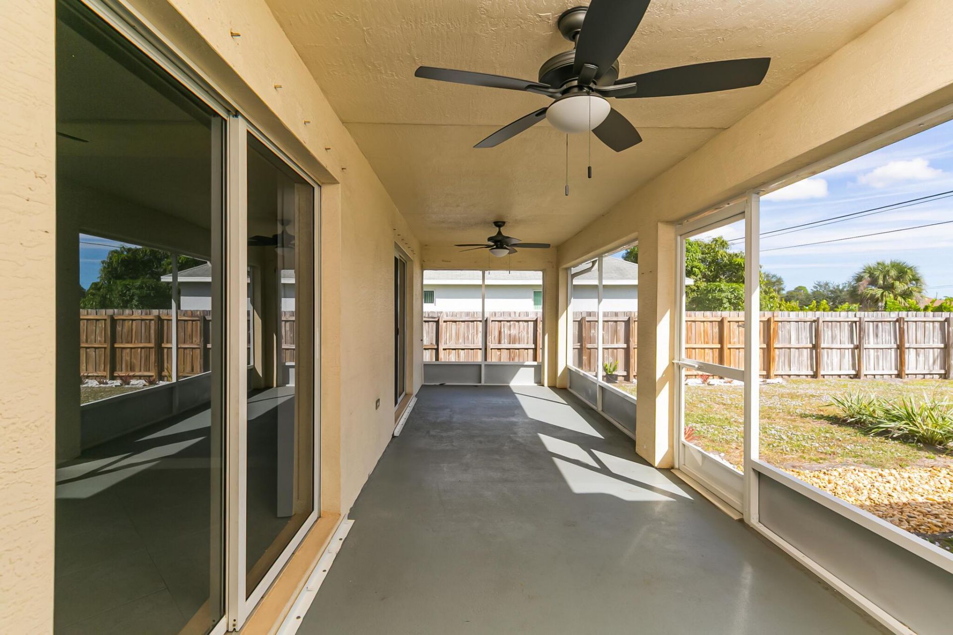 555 SE Nome Drive, Port Saint Lucie, FL 34984 Photo