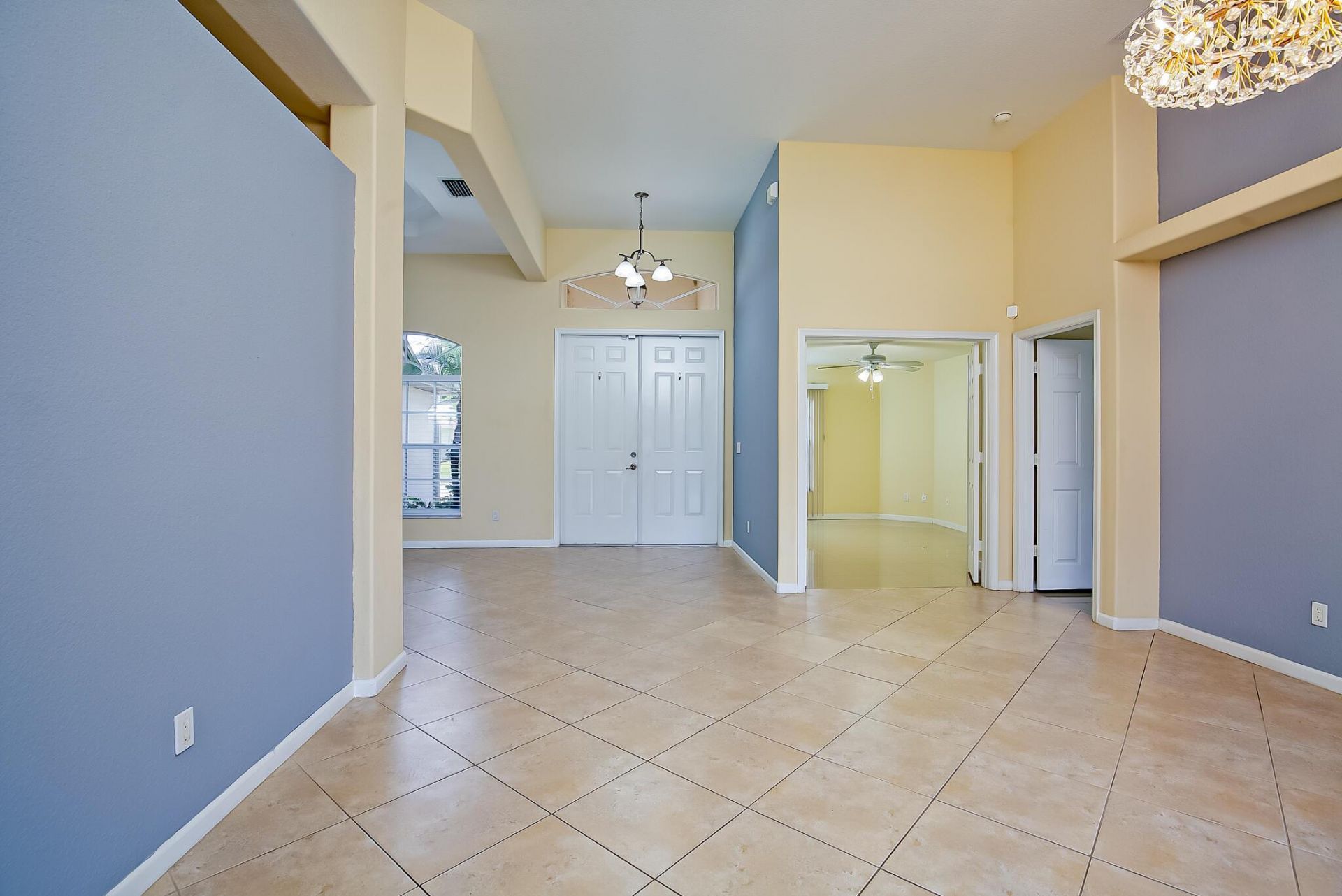 555 SE Nome Drive, Port Saint Lucie, FL 34984 Photo