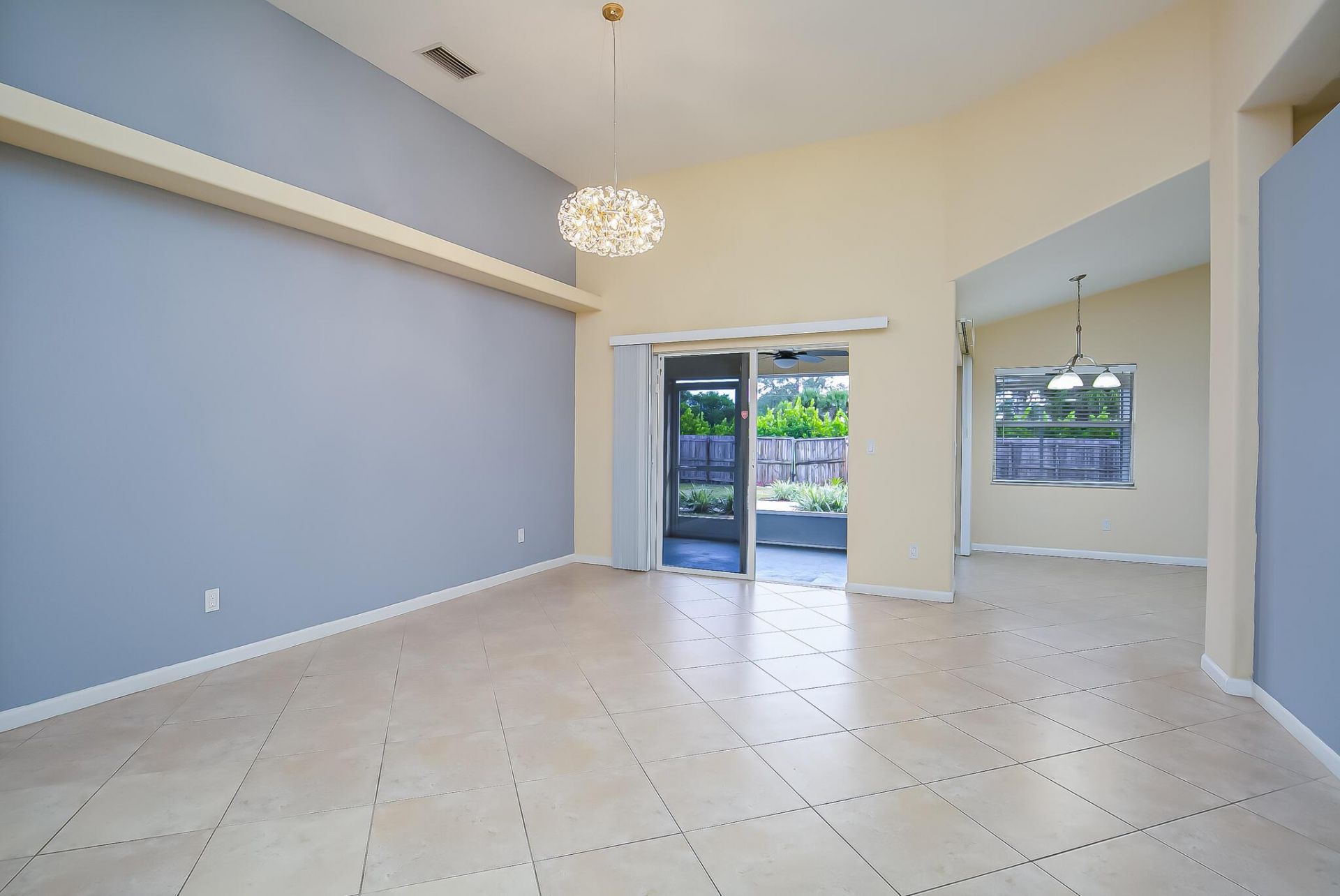 555 SE Nome Drive, Port Saint Lucie, FL 34984 Photo