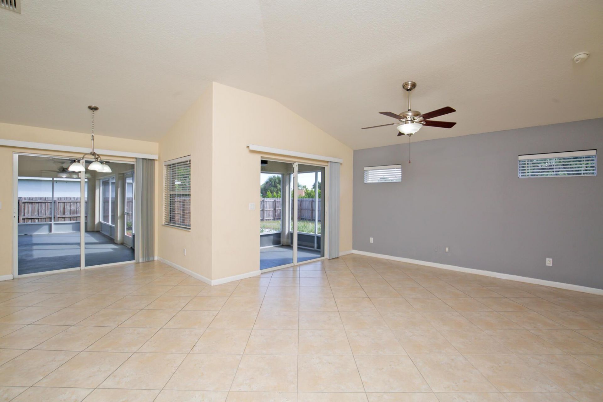555 SE Nome Drive, Port Saint Lucie, FL 34984 Photo