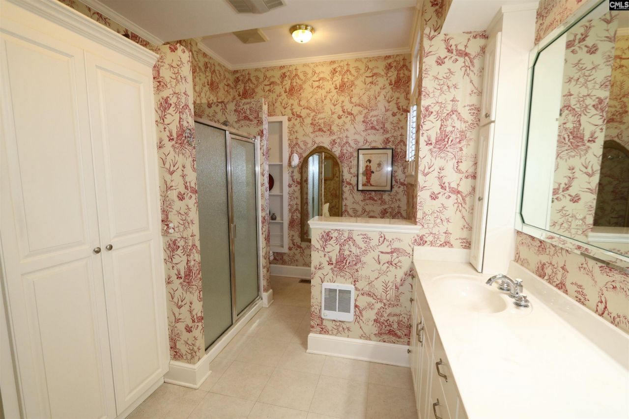 1710 Fair Street Photo 32