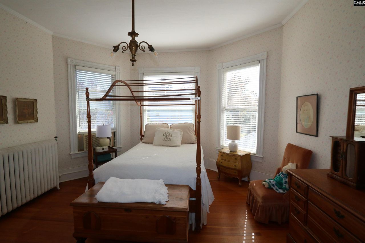 1710 Fair Street Photo 33