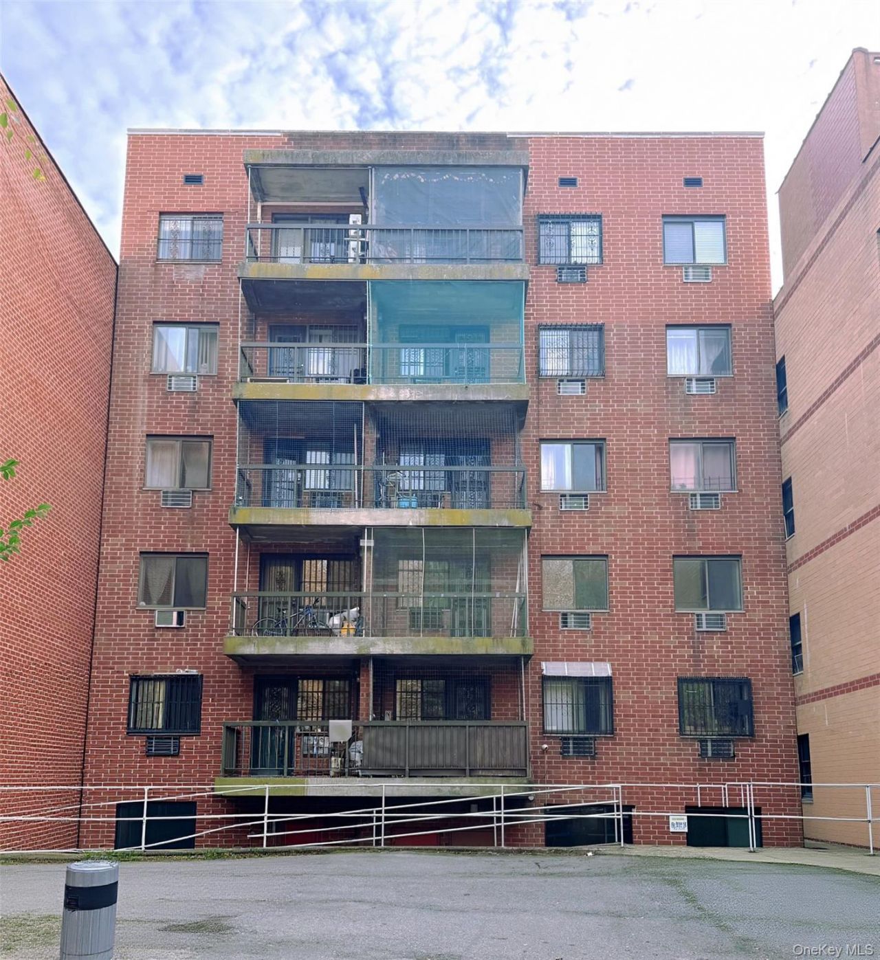 140-40 34th Avenue, Unit 2a, Flushing, NY 11354 Main Photo