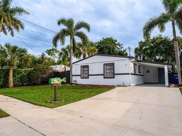 2634 Thomas St, Hollywood, FL 33020