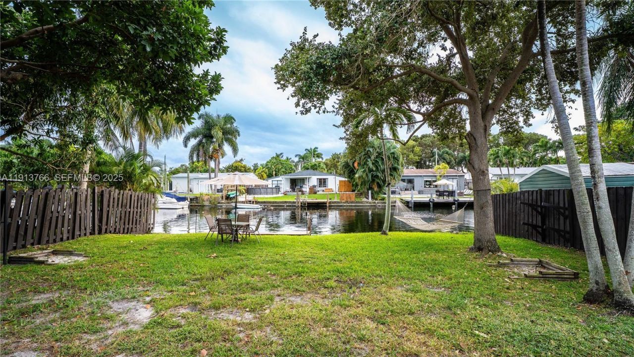 2634 Thomas St, Hollywood, FL 33020 Photo