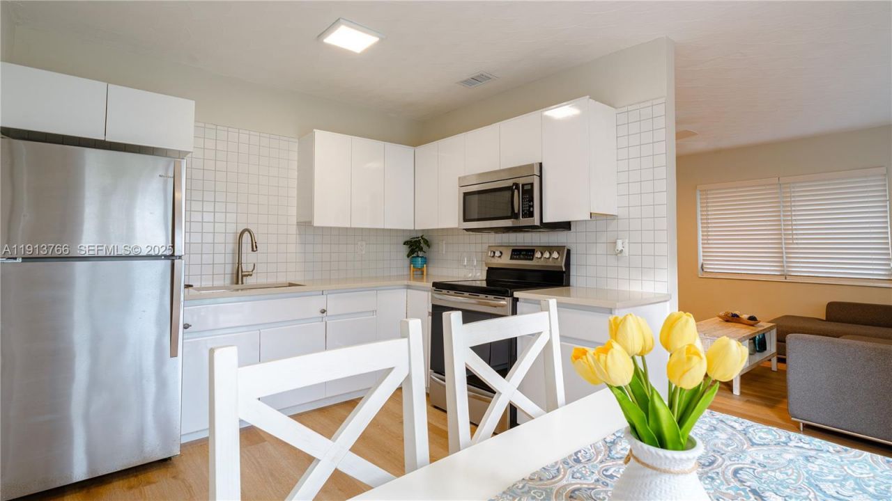 2634 Thomas St, Hollywood, FL 33020 Photo