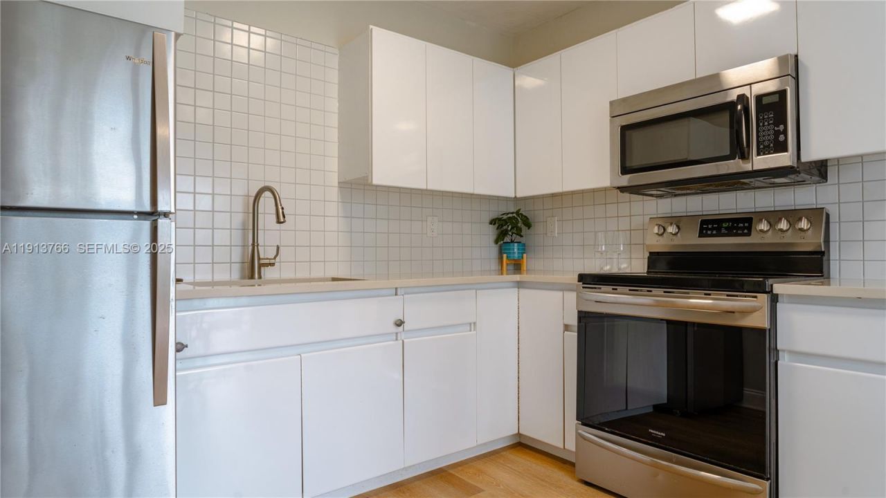 2634 Thomas St, Hollywood, FL 33020 Photo